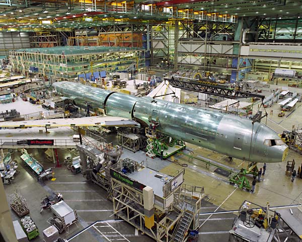 Boeing 767-400ER, under construction © Boeing Aircraft Co.